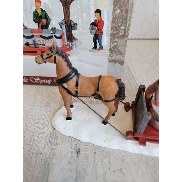 Enchanted Forest Maple Syrup Sled village accessory xmas - Picture 2 of 8
